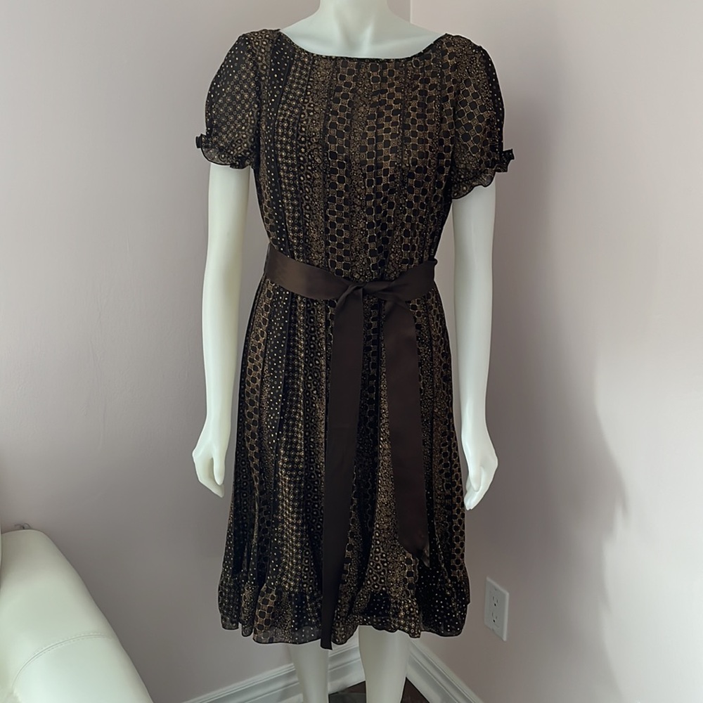 Sandra Darren dress, 14
